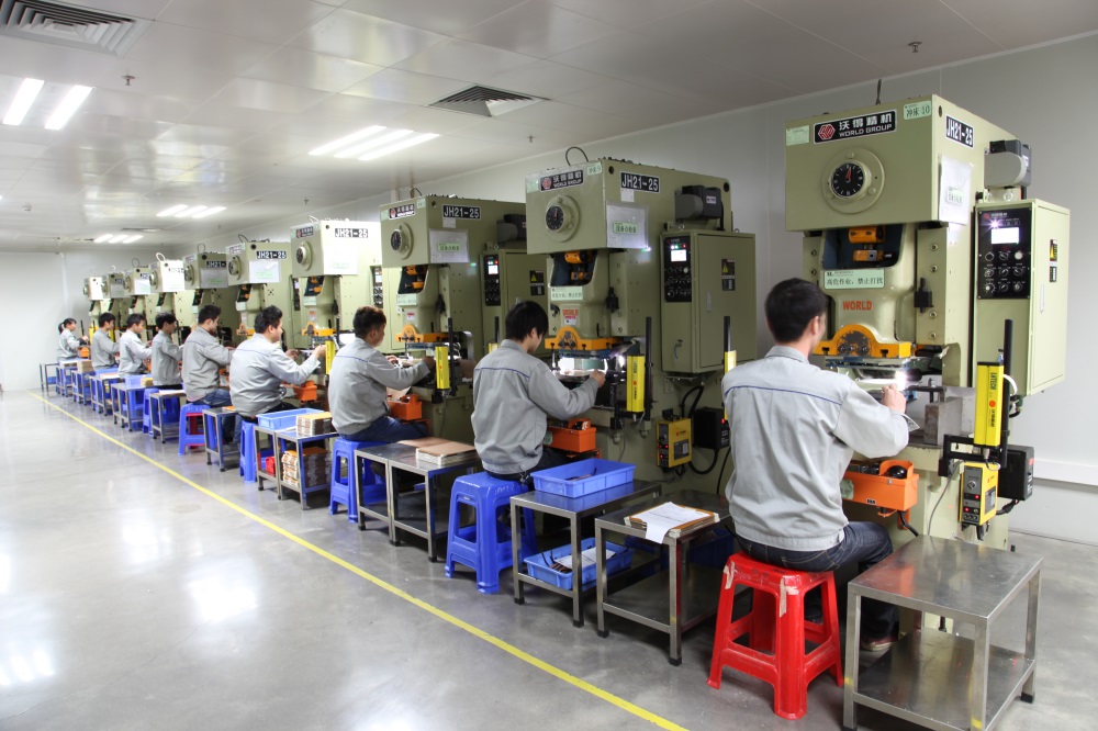 柔性線(xiàn)路板廠(chǎng)家啤機(jī)